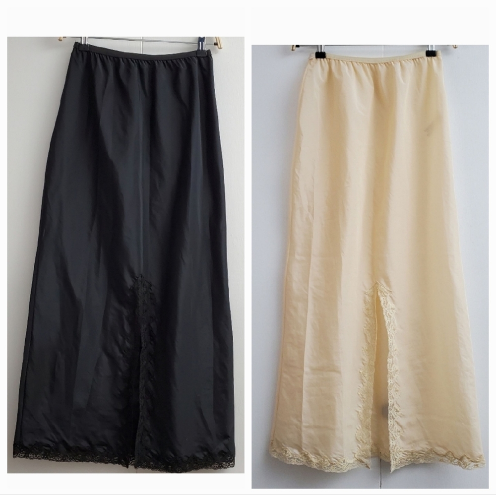 2 Vintage 70s Slip Skirt in Black and Cream - Picture 1 of 15